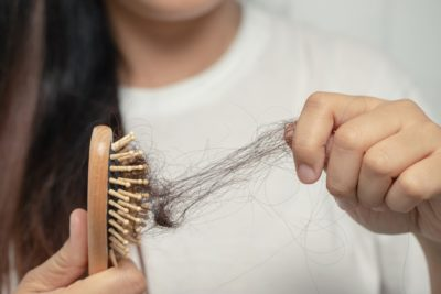 How to stop seasonal hair loss - Cyber Hairsure
